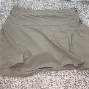 Athleta khaki skort